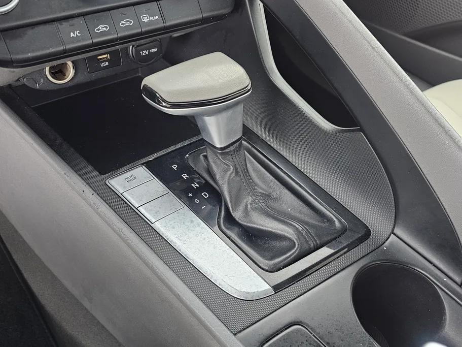 2021 Hyundai Elantra Fleet 