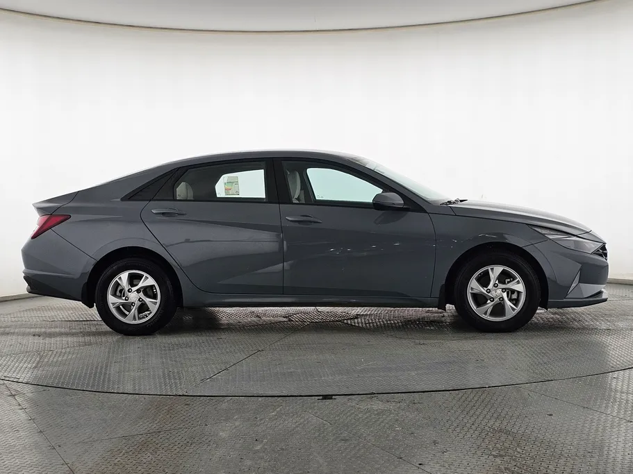 2021 Hyundai Elantra Fleet 