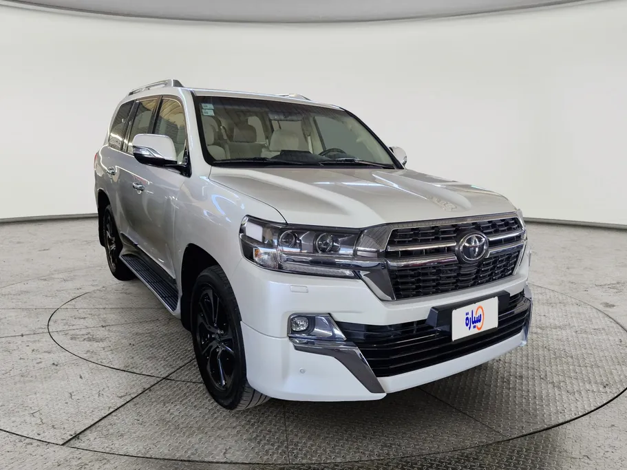 2021 Toyota Land Cruiser Grand Touring 