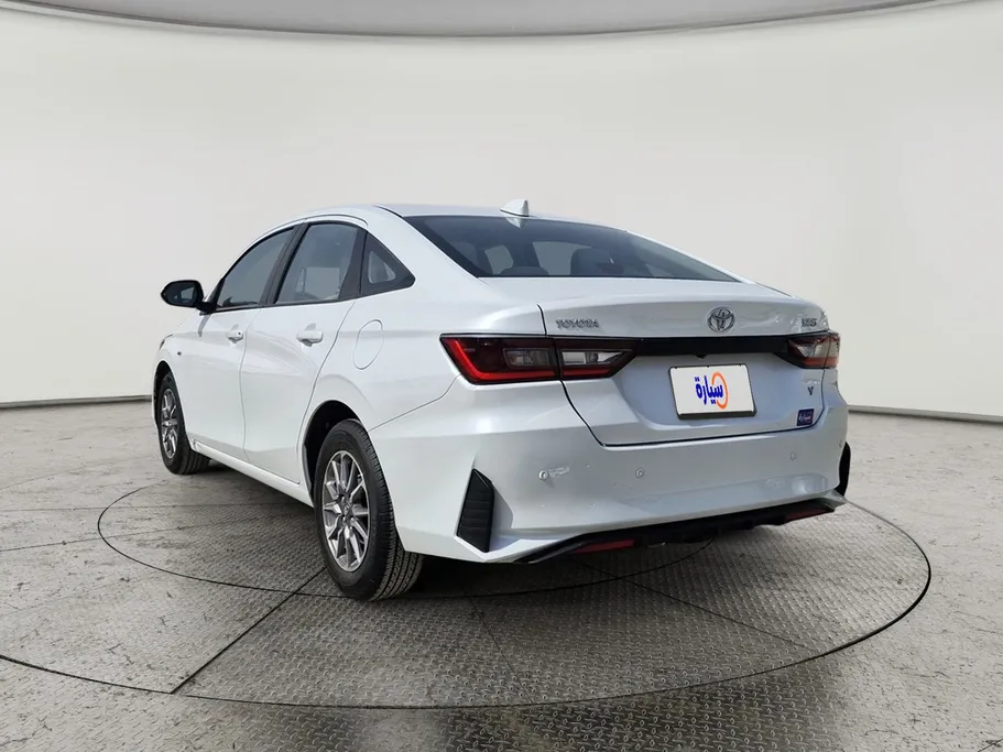 2023 Toyota Yaris  Y 