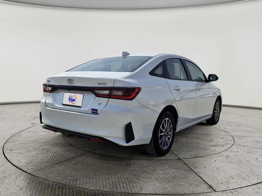 2023 Toyota Yaris  Y 