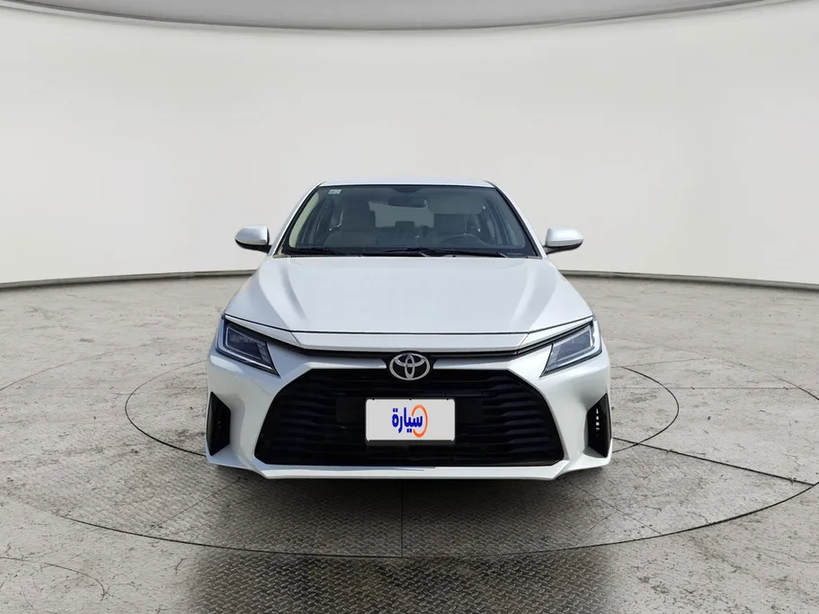 2023 Toyota Yaris  Y 