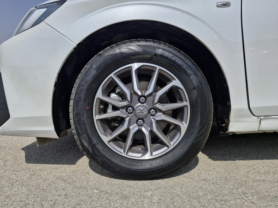 تويوتا يارس Y 2023 