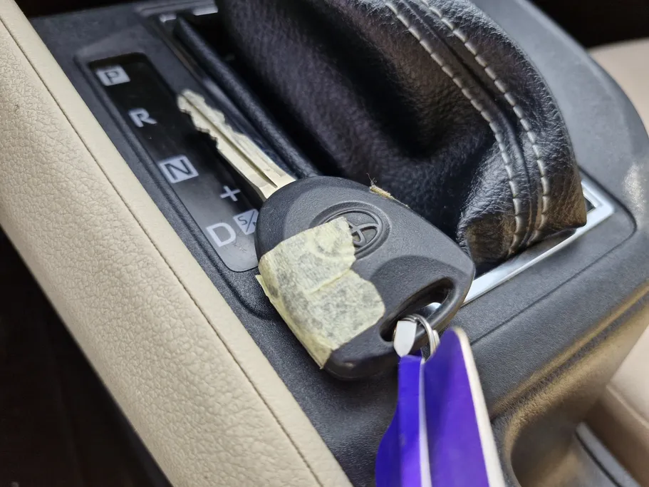 تويوتا يارس Y 2023 