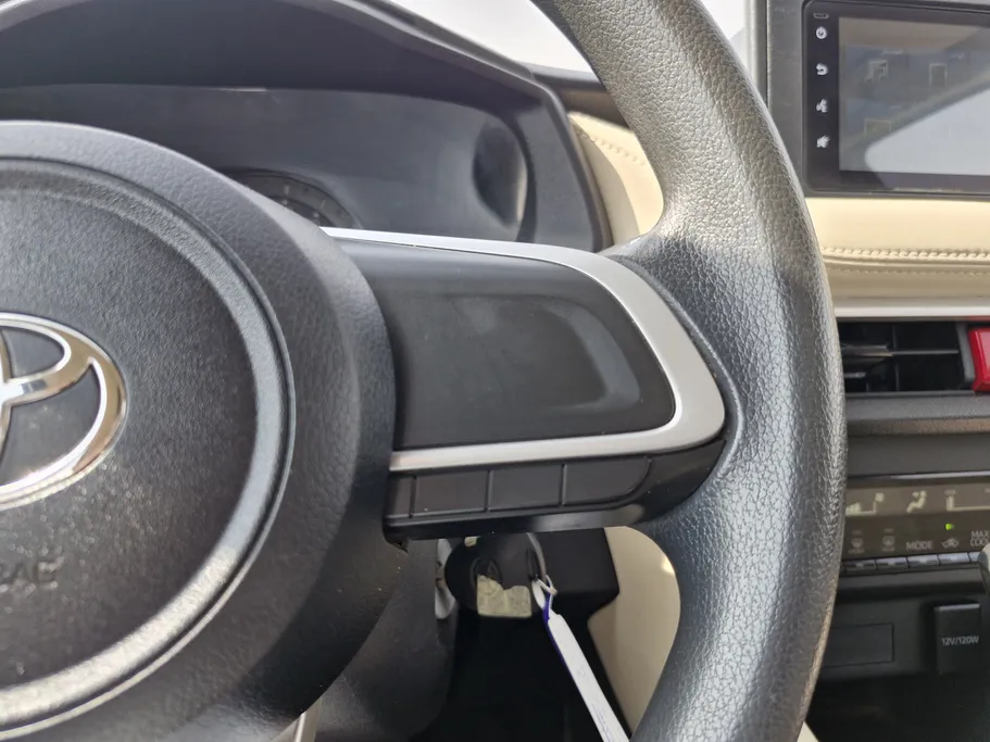 تويوتا يارس Y 2023 