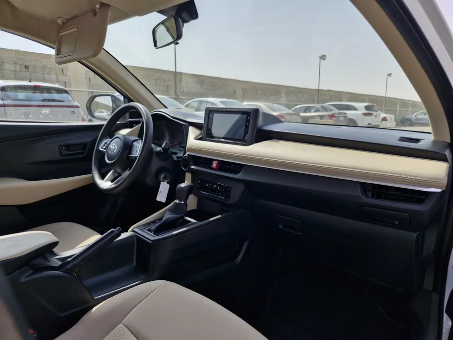 تويوتا يارس Y 2023 