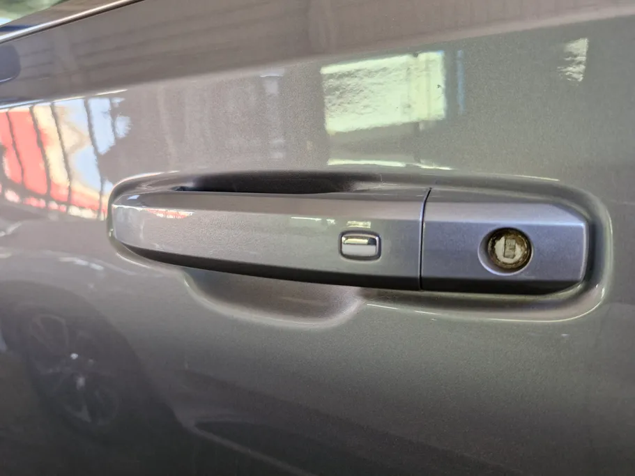 جي إم سي  يوكن SLE 2023 