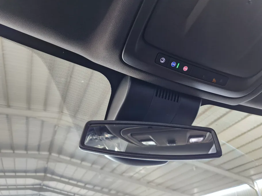 جي إم سي  يوكن SLE 2023 