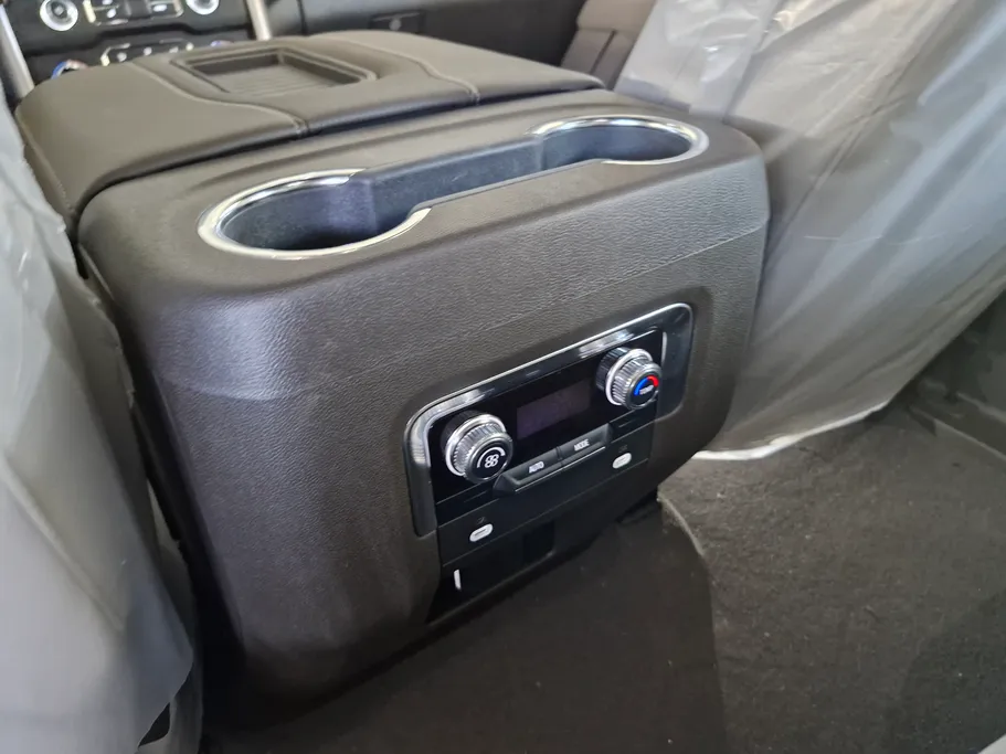 جي إم سي  يوكن SLE 2023 