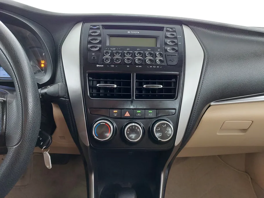 تويوتا يارس Y 2019 