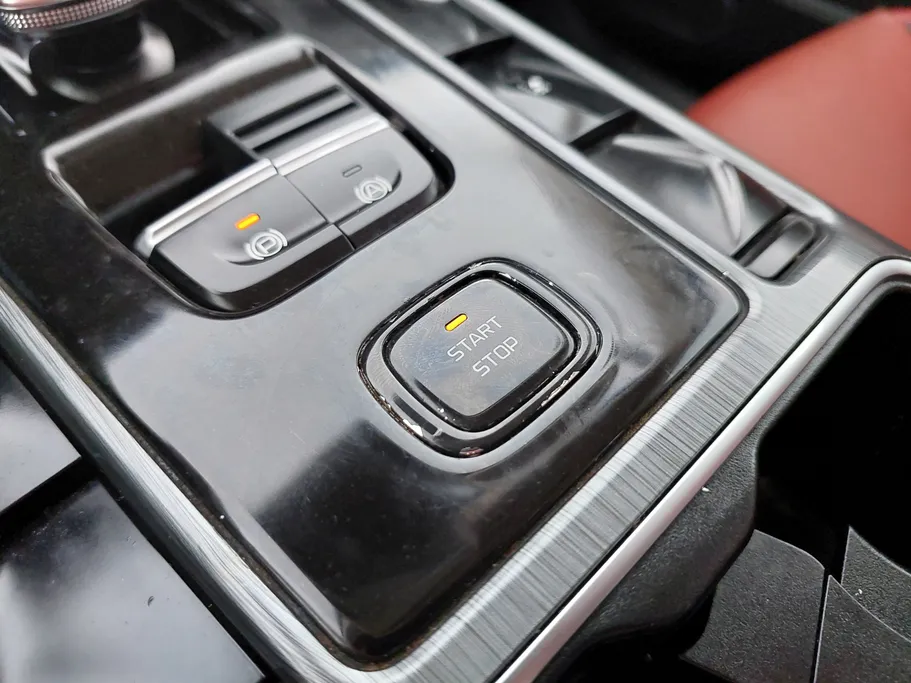 فاو بيستون تي 77  2023 