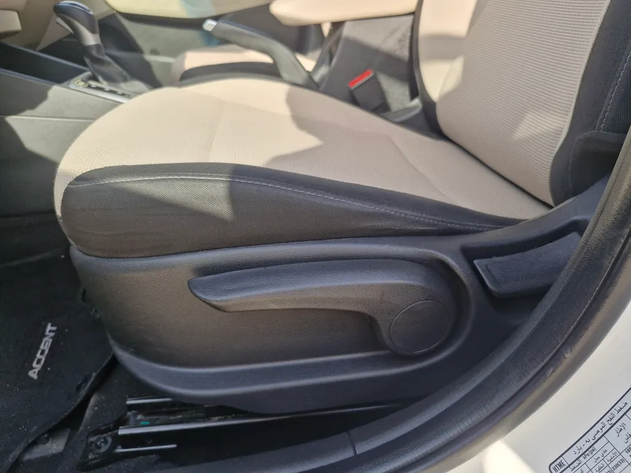 2023 Hyundai Accent Smart 