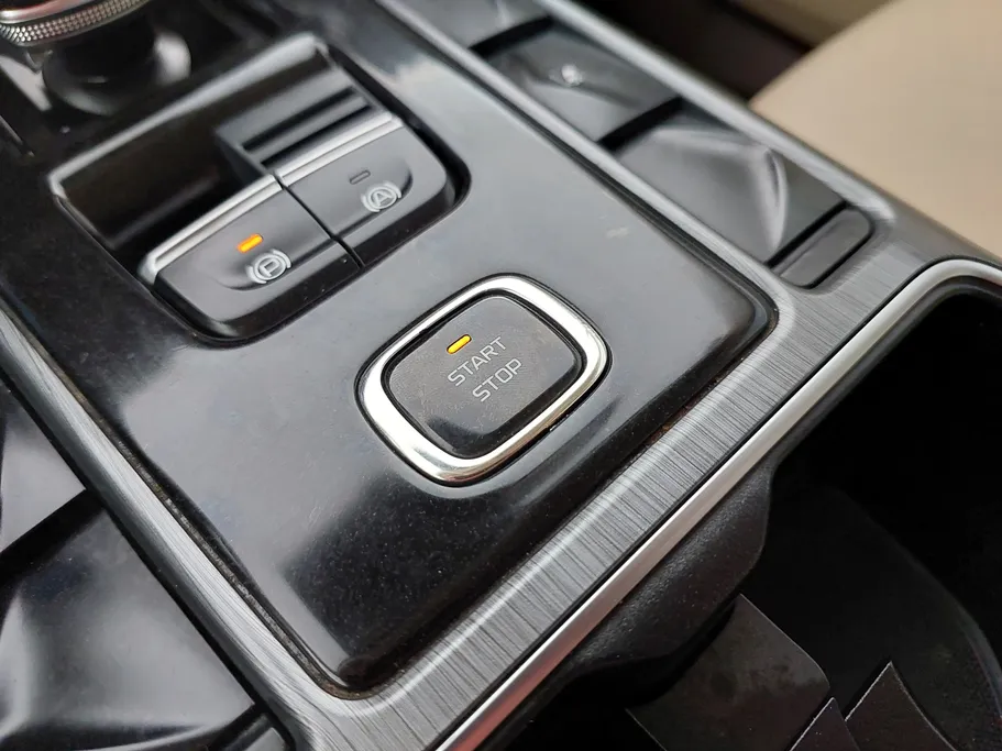 فاو بيستون تي 77  2023 