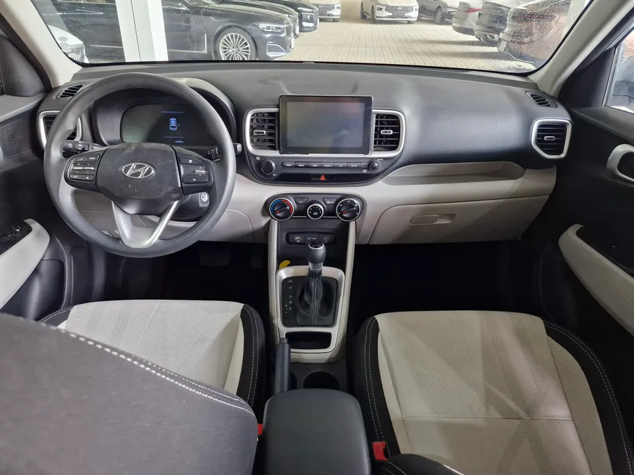 2024 Hyundai Venue Smart 