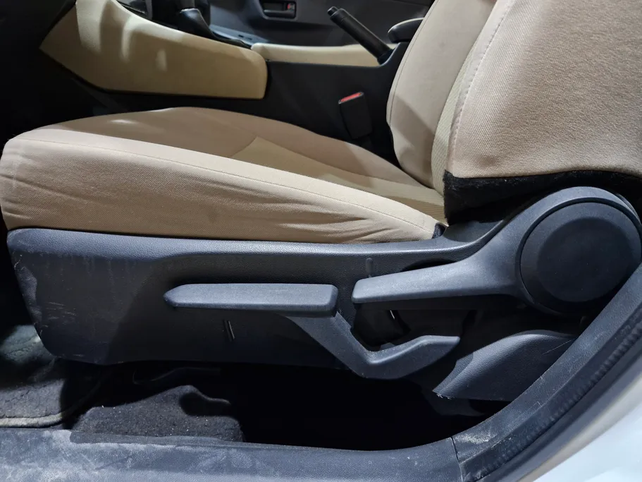 تويوتا يارس Y 2023 