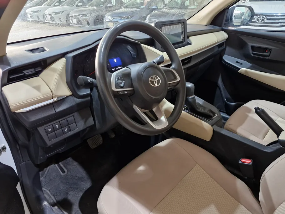 تويوتا يارس Y 2023 