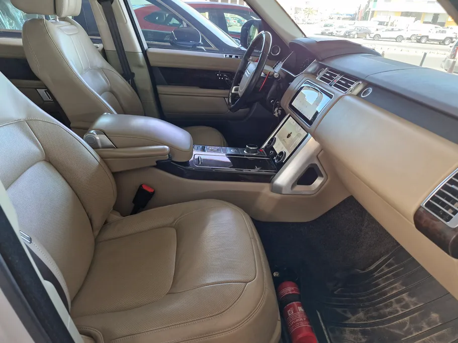 لاند روفر رنج روفر VOGUE  2019 