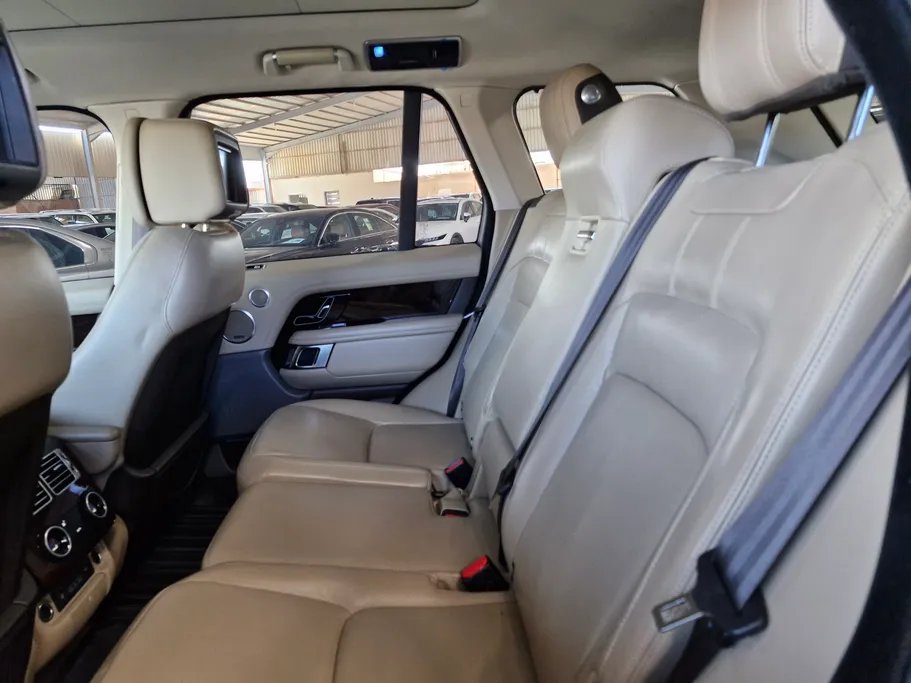 لاند روفر رنج روفر VOGUE  2019 