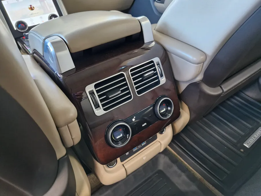 لاند روفر رنج روفر VOGUE  2019 