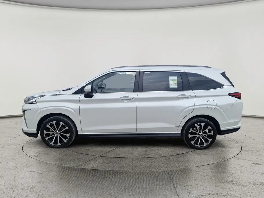 2023 Toyota Veloz GLX 