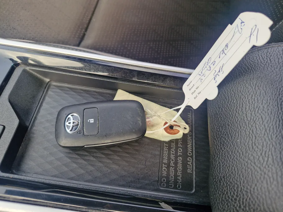 2023 Toyota Veloz GLX 