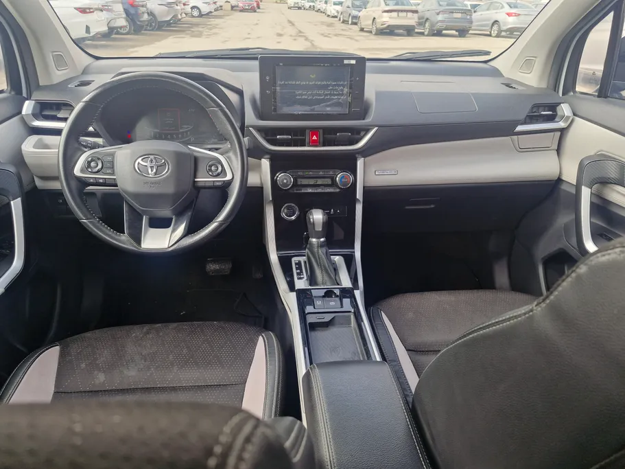 2023 Toyota Veloz GLX 