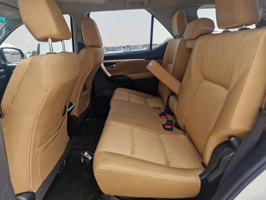 تويوتا فورتشنر VX 2019 