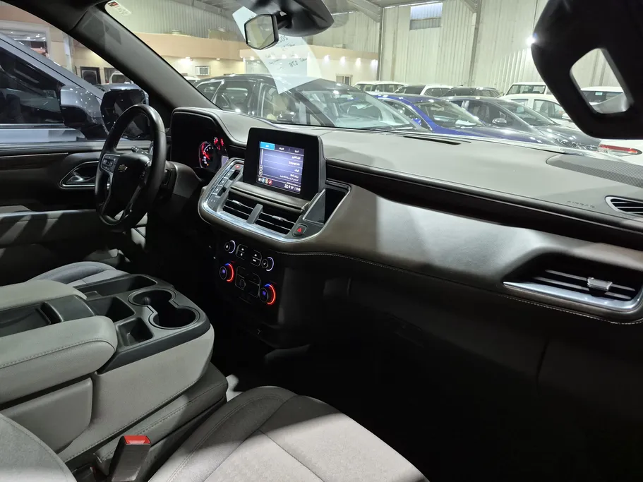 2023 Chevrolet Tahoe LS 