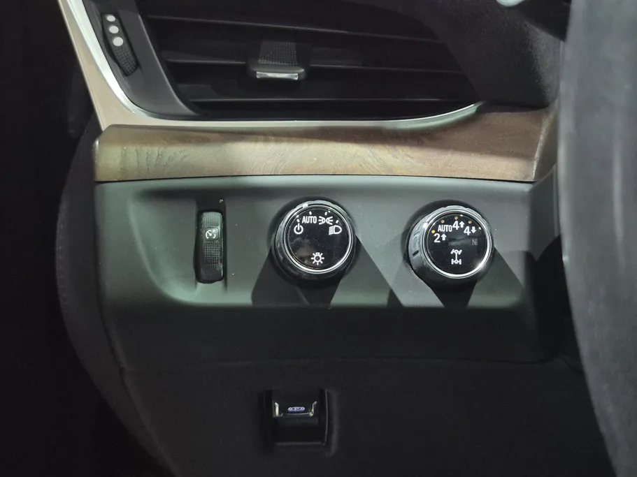 كاديلاك اسكاليد Luxury 2020 