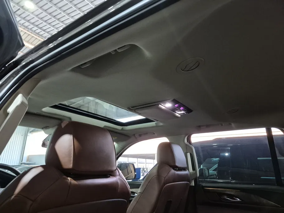 كاديلاك اسكاليد Luxury 2020 