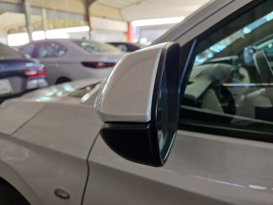 تويوتا يارس Y 2026 