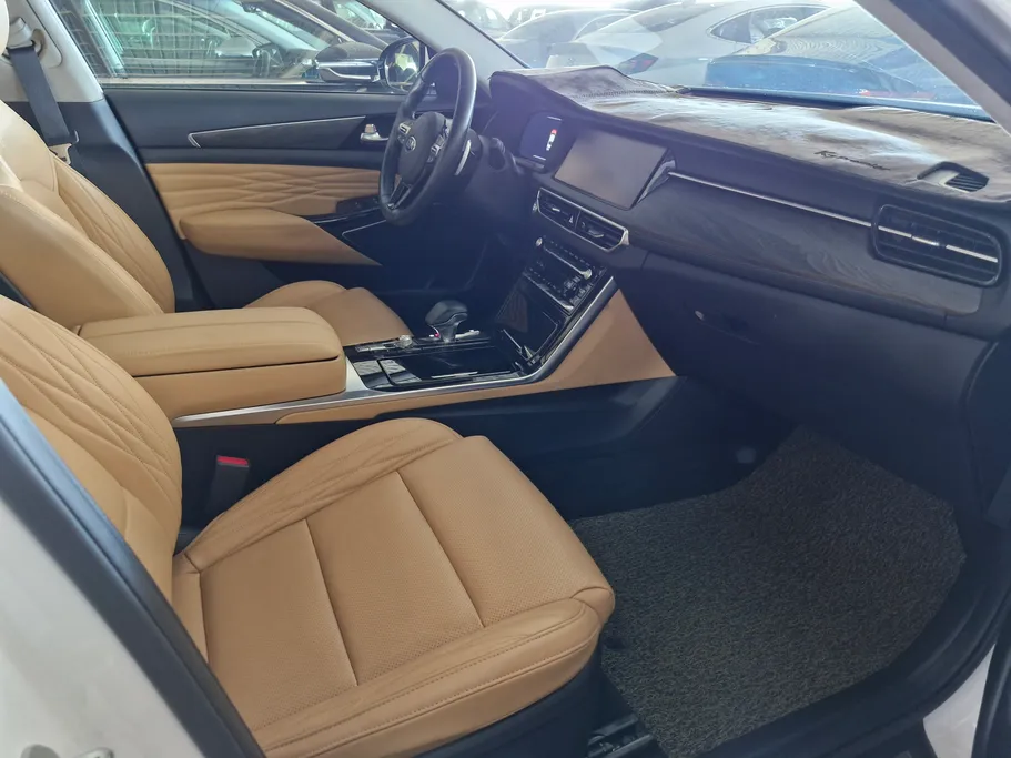 2020 Kia K7  