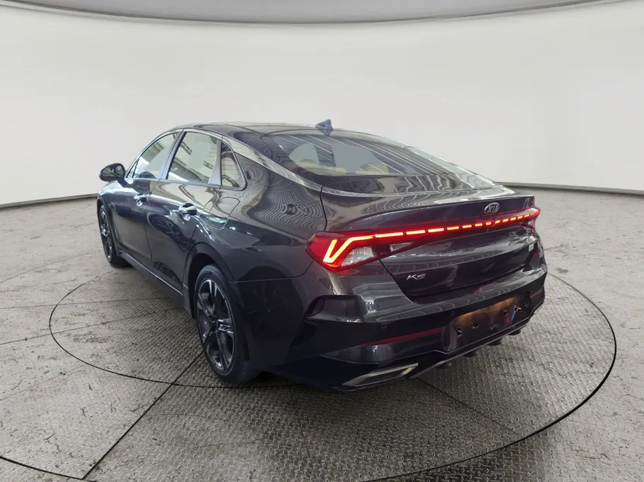 2020 Kia K5 LX 