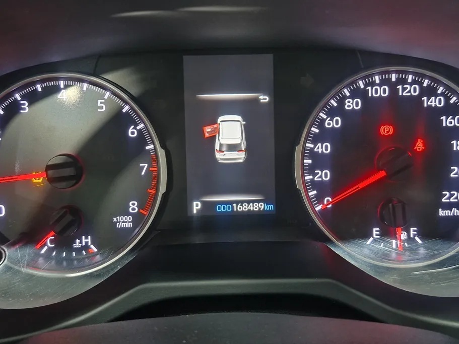 تويوتا راف فور LE 2022 