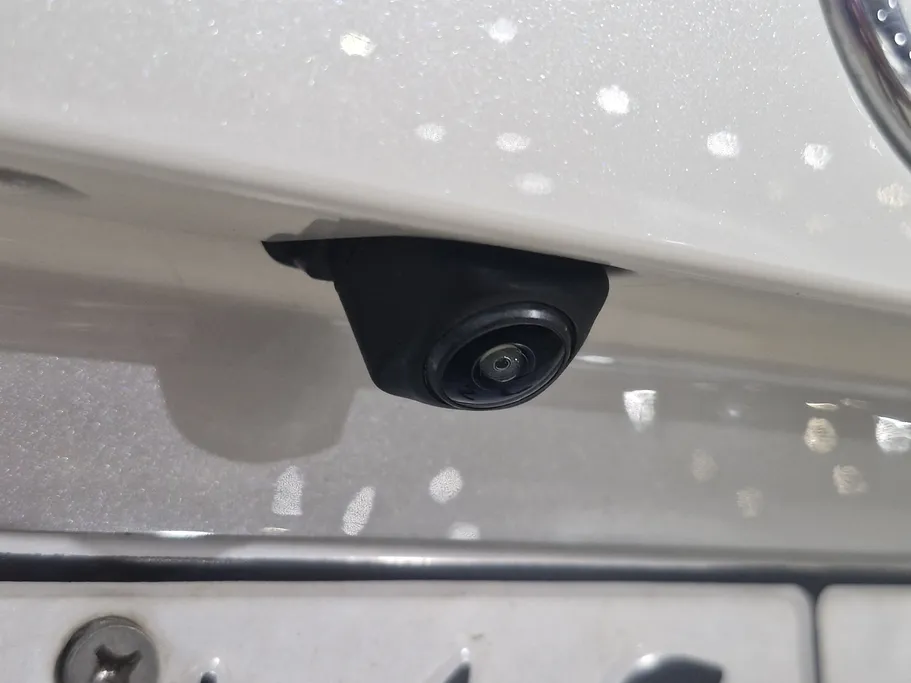 تويوتا راف فور LE 2022 