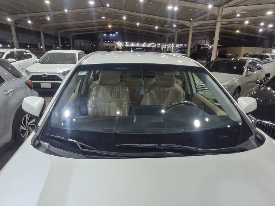 تويوتا راف فور LE 2022 