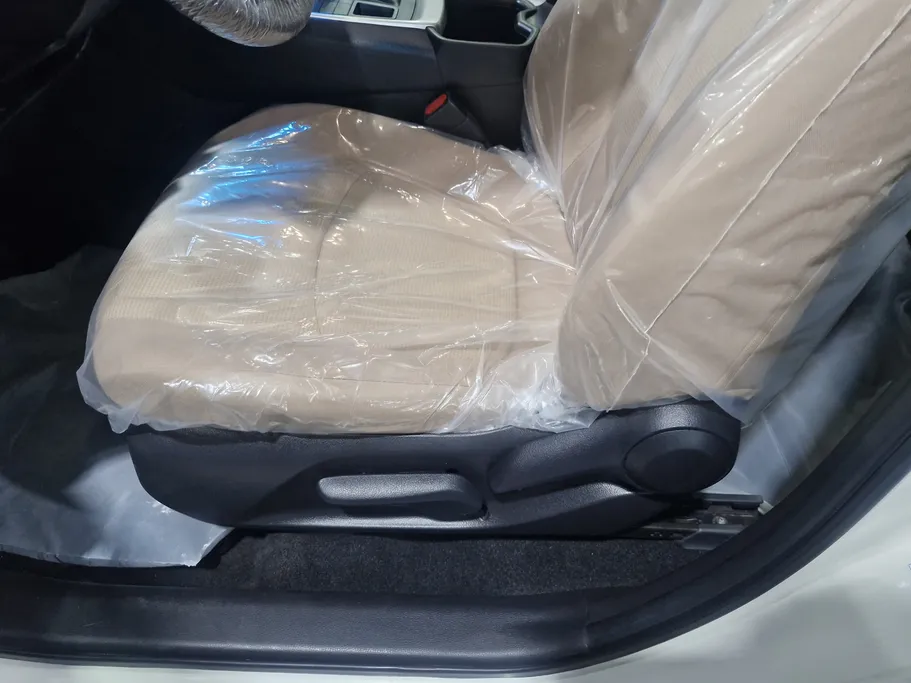 تويوتا راف فور LE 2022 