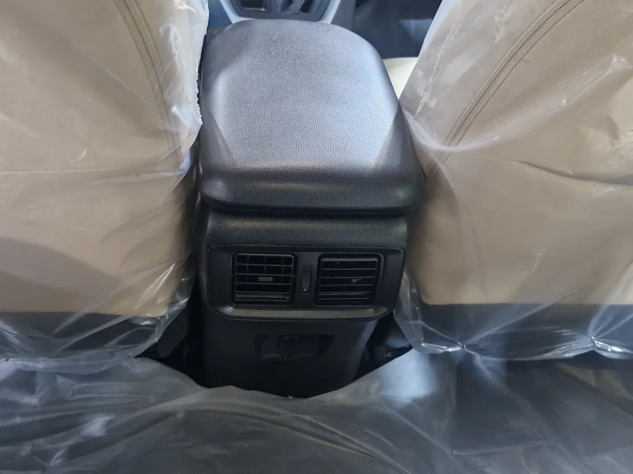 تويوتا راف فور LE 2022 