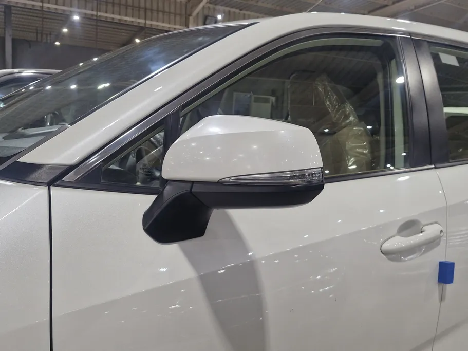 تويوتا راف فور LE 2022 