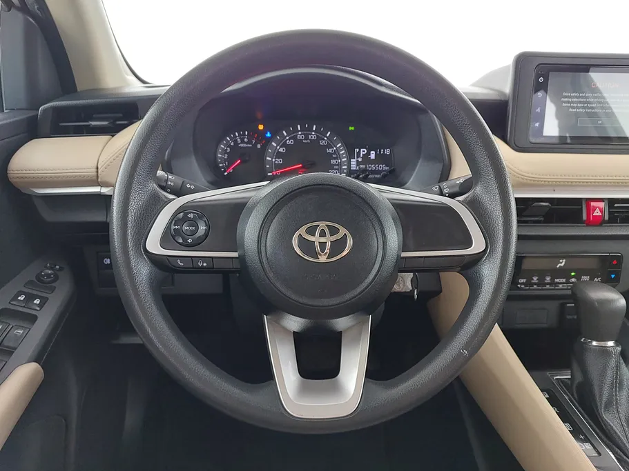 تويوتا يارس Y 2023 