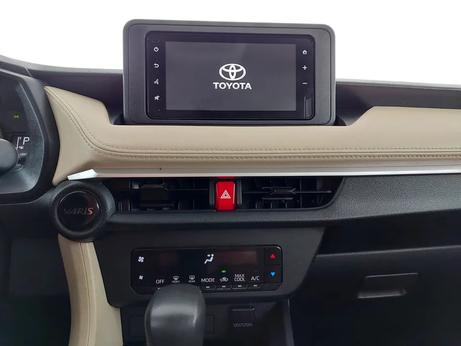 تويوتا يارس Y 2023 