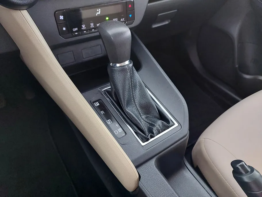 تويوتا يارس Y 2023 