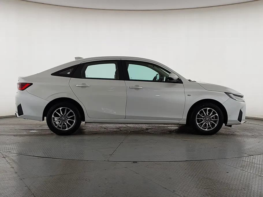 تويوتا يارس Y 2023 