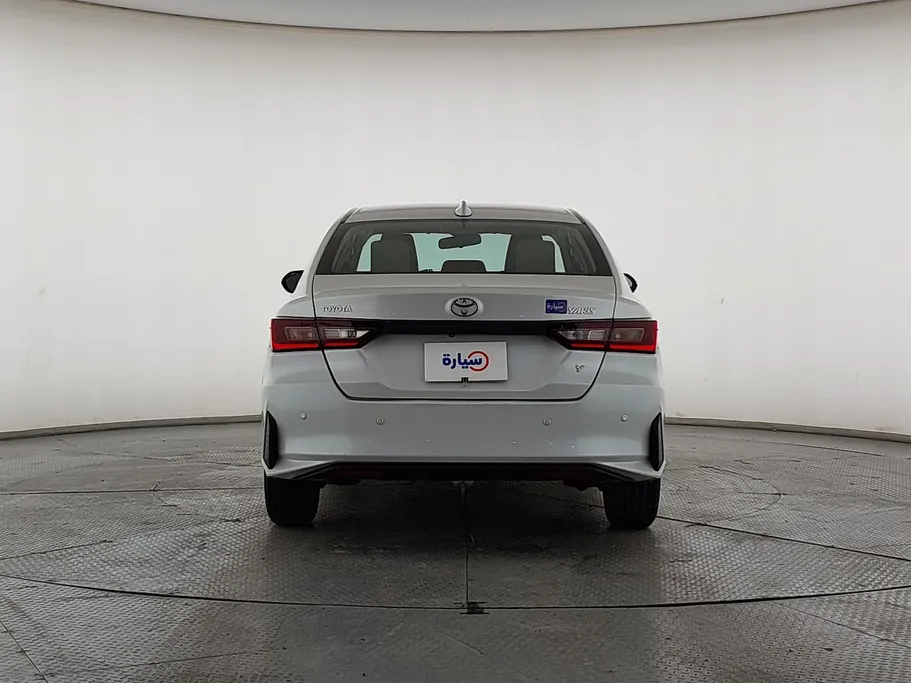 تويوتا يارس Y 2023 