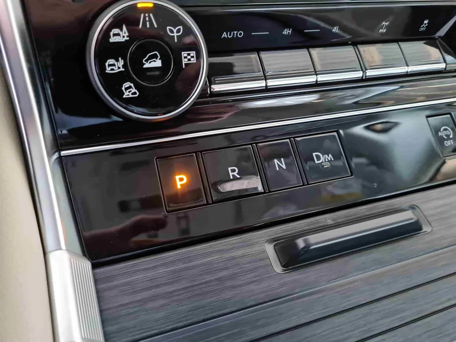 2026 Nissan Patrol SE 