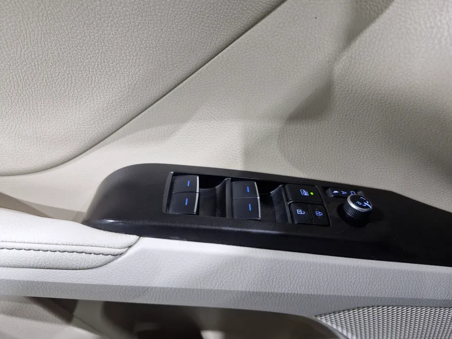 2022 Toyota Camry  Grande 