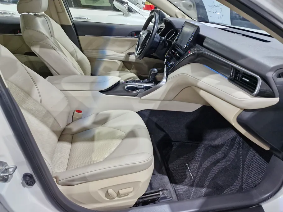 2022 Toyota Camry  Grande 