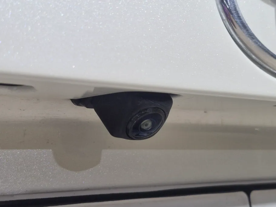 تويوتا راف فور LE 2022 