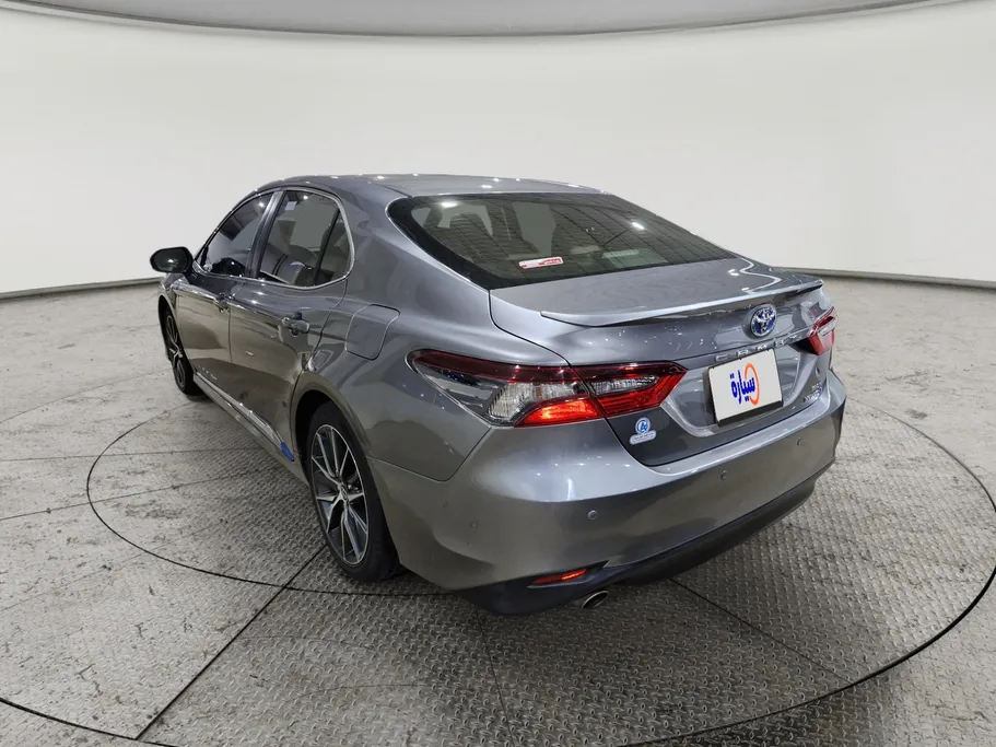 تويوتا كامري GLE HEV  2024 