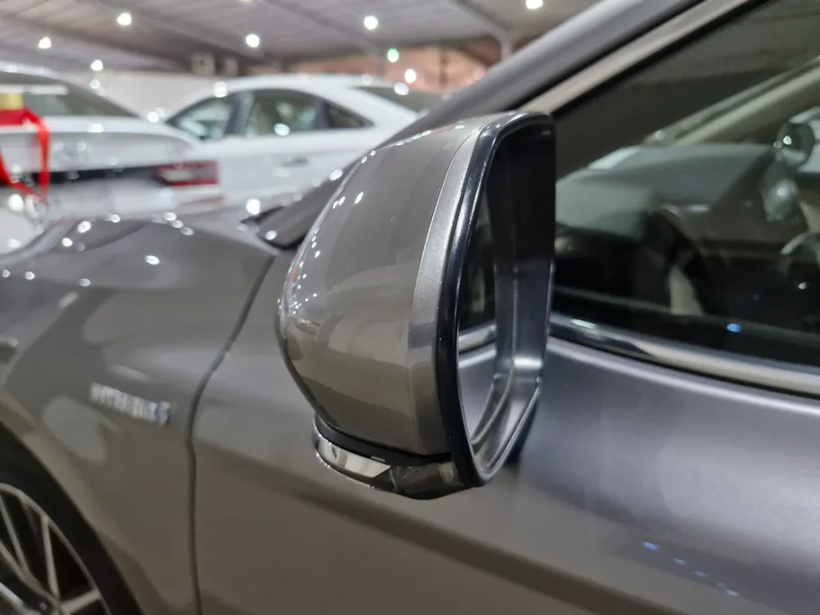 تويوتا كامري GLE HEV  2024 